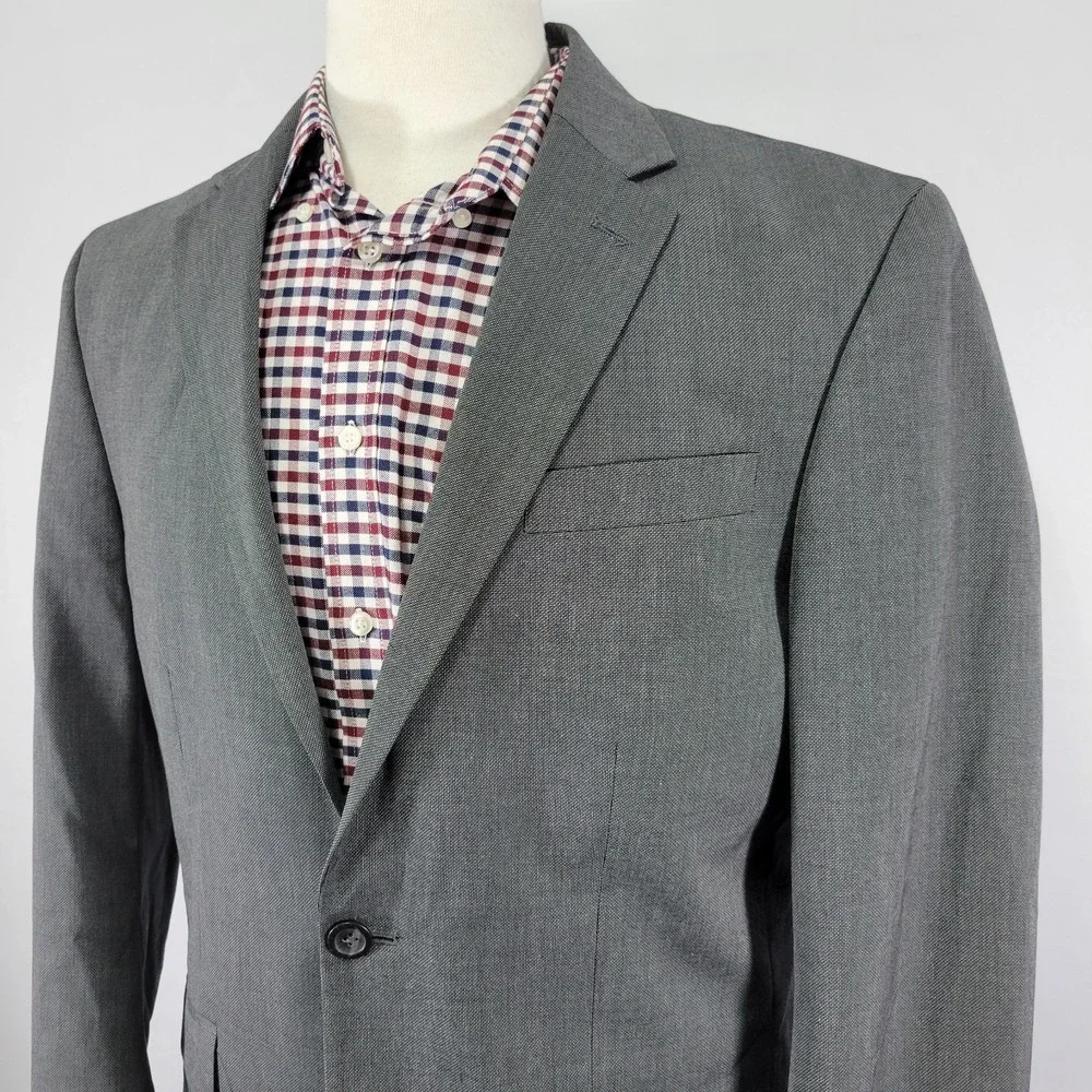 Kenneth Cole Reaction Men's‎ Sport Coat Blazer Two Button Gray Size about 42R
